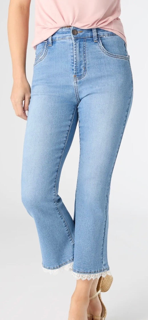 Coco and Carmen Ever Soft Lace Trim Capri