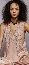 POL Sleeveless Contrast Floral Lace Crochet Detail V-Neck Top